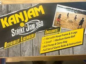 lot 75 image: Minnesota Twins Strike Jam Game