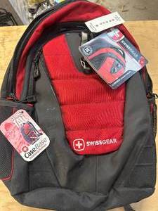 lot 96 image: Swiss Gear Backpack