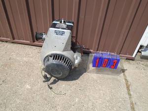 lot 103 image: Kohler 295 cc electric start motor with clutch. Looks like off an atv As shown.