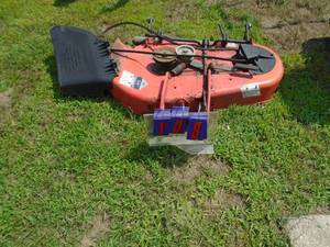 lot 108 image: Simplicity 34 mower deck. Used condition. As shown.