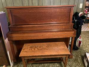 Kohler & Campbell Piano & Bench