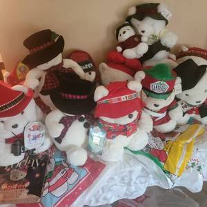 lot 125 image: Fluffy Daytons Santa Bear Collection  12