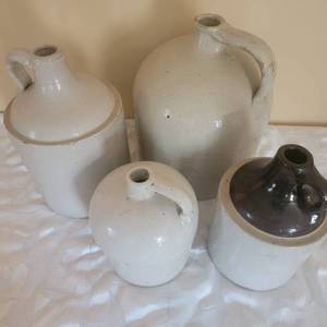 lot 46 image: Antique Stone Whiteware Moonshine Jug Collection  4