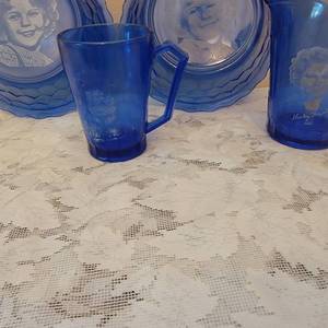 lot 103 image: Cobalt Blue Shirley Temple Depression Glass