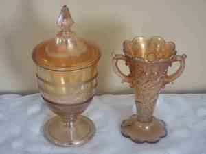 lot 97 image: Carnival Glass Compote and Vase