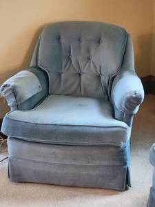 lot 36 image: Hammary Robins Egg Blue Velvet Occasional Chairs, pair