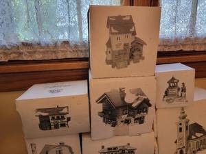 lot 128 image: Dept 56 Christmas Village Houses  11