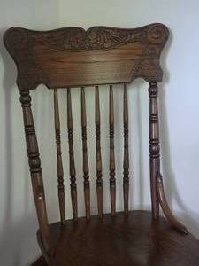 lot 165 image: Antique Oak Carved Back Farmhouse Chair