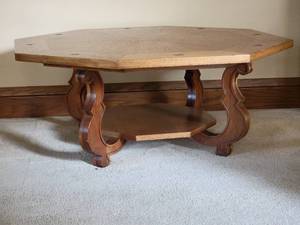 lot 4 image: Vintage Drexel Cocktail Table with Medallion Inlays