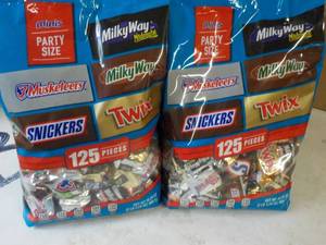 2 - 35.24 oz Bags Party Size 125 pi...