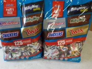 2 - 35.24 oz Bags Party Size 125 pi...