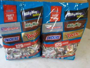 2 - 35.24 oz Bags Party Size 125 pi...