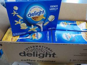 Case of 4 ct Boxes 48 Creamers each...