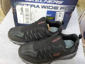 Skechers Extra Wide with Air- Coole...