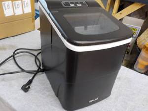 Newair Portable Countertop Ice Make...