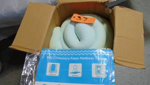 Queen Mattress 2.5 Inch Ventilated Memory Foam Mattress Topper,