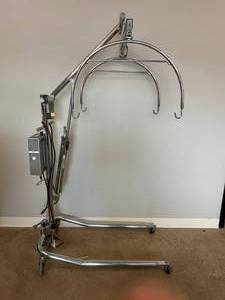 Scale-Tronix 2001 Hoist Lift SLINGSCALE 450lb Patient Weight Scale Gurney Style Lift - Scale Not Working We Think It Needs New Batteries - Otherwise Great Condition No Sling