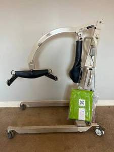 MSRP $3000 #2 Medcare Battery Powered Lift-N-Weigh Total Support Patient Lift System&nbspWRemote, Sling (NEW), Battery, Scale (Untested) - Lift Works Great No Charger...Can Be Purchased NewUsed Online -Battery Fully Charged At Pick Up For Testing