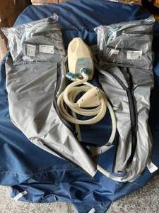 MSRP $2800 Like New Tactile Medical Entre Lymphedema, Edema, Chronic Wound DVT Compression Pump Device W2 Leg Sleeves Size Full Leg Short -See Youtube For How This Fantastic System Works