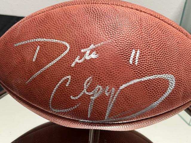 Minnesota Vikings Daunte Culpepper #11 Autographed Football - No COA  Eden  Prairie Collectibles Auction - Sports Memorabilia, USA Hockey, NASCAR, NBA,  Electronics, Vintage Beer Signage, Star Wars, CORGI, Matchbox Collectibles,  Marx