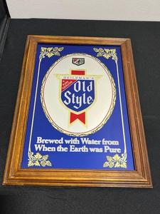 lot 14 image: Vintage Old Style Beer (15 x 21) Framed Mirror Bar Sign