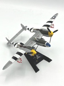 lot 36 image: Matchbox Collectibles P-38J Lockheed Lightning Platinum 172 Scale