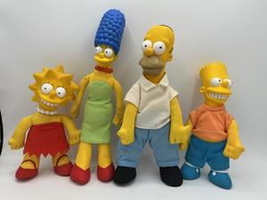 lot 49 image: Vintage 1990s The Simpsons Family (Burger King) Plush Doll Lot