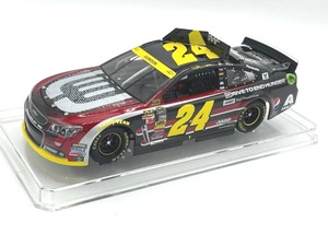 lot 64 image: 2015 Lionel Jeff Gordon #24 124 Scale AARP  Drive to End Hunger Chevy SS