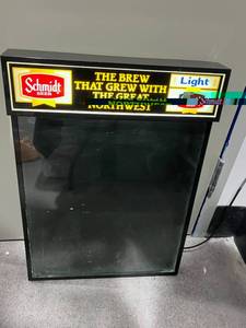 lot 87 image: Vintage Schmidt Beer The Brew that Grew with the Great Northwest Neon Message Writer Sign (18.5 x 26)