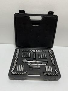 lot 107 image: Husky Socket Set