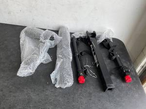 lot 127 image: Allen Sports Deluxe 3-Bike Hitch Mount Rack