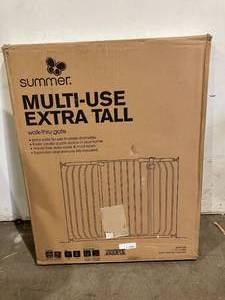 lot 81 image: Summer Infant Multi-Use Extra Tall White Metal Walk-Thru Baby Gate
