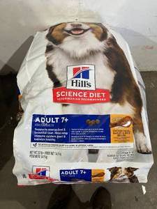 lot 267 image: LOT OF 5 Bags of Science Diet Dog Food