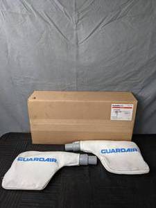 lot 62 image: NEW Guard Air GUNVAC with 2 Extra GunVac Collection Bags