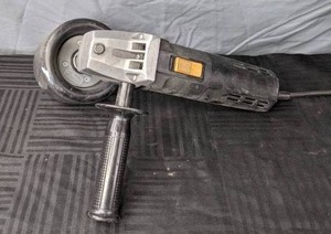 lot 74 image: Walter Line-Mate III Grinder with Wheel Attachment