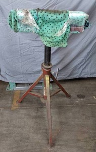 lot 116 image: Adjustable Vertical 30 to 48 Material Feed Roller Stand