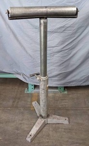 lot 76B image: Adjustable Vertical 43.25 to 62.5 Material Feed Roller Stand
