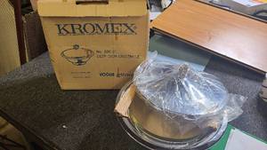 Vintage Pyrex Kromex Deep Dish Cassarole