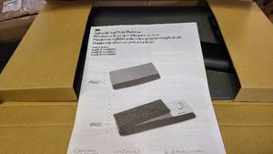 3M Adjustable Gel Wrist Platform for keyboard and mouse