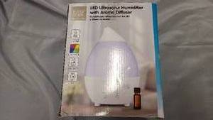LED color changing humidifier and diffuser
