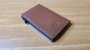 POP Brown popup wallets out of case