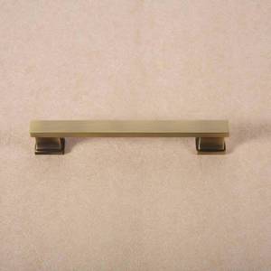 lot 139 image: Sapphire - Hexa Series Modern Bronze Cabinet HandlePull, (5-Pack)