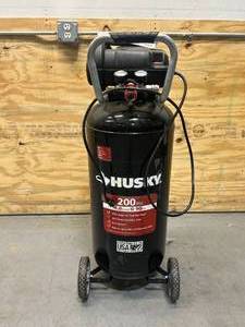 lot 71 image: HUSKY 20 Gal. 200 PSI Oil Free Portable Vertical Electric Air Compressor