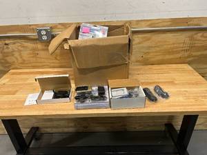 lot 105 image: Lot of Various Chargers