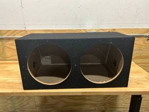 lot 59 image: Speaker Cabinet
