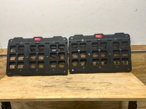 lot 115 image: MILWAUKEE Lot of 2- PACKOUT Large Wall Plates