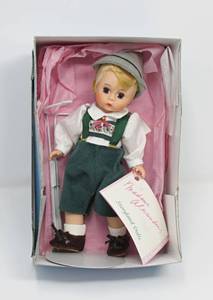 Mme. Alexander Miniature show case dolls collection