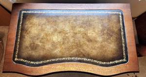 lot 9 image: Vintage 4-Drawer Chest with Leather Inlaid Surface