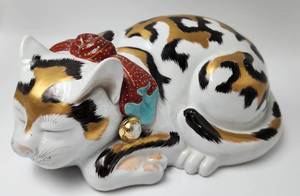lot 69 image: Sweet Pair of Ceramic Decorative Cats