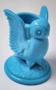 lot 145 image: Two Vintage Westmoreland Milk Glass and Blue Glass Owl Toothpick Holders
